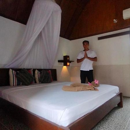 Maxal Bungalow Hotel Gili Air Buitenkant foto