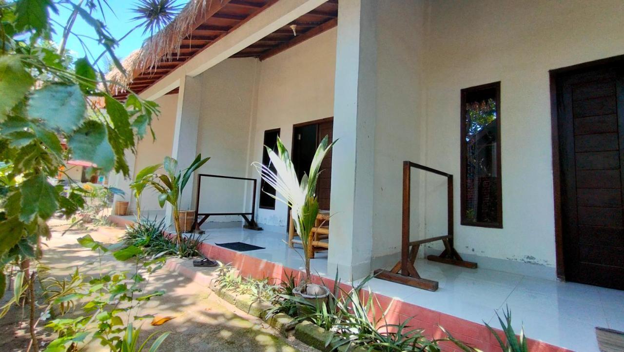 Maxal Bungalow Hotel Gili Air Buitenkant foto