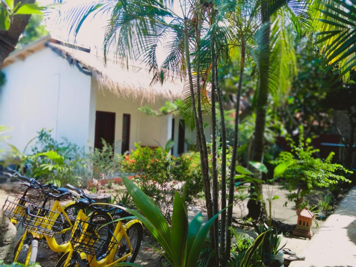 Maxal Bungalow Hotel Gili Air Buitenkant foto