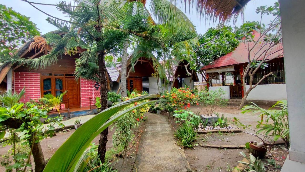 Maxal Bungalow Hotel Gili Air Buitenkant foto